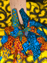 Load image into Gallery viewer, Fabric Earrings
