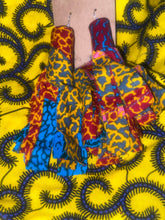 Load image into Gallery viewer, Fabric Earrings